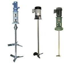 liquid mixing agitator